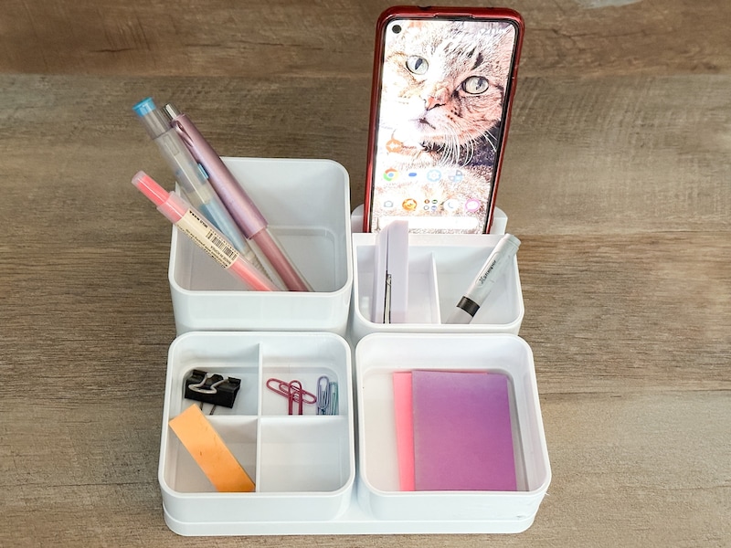 4ブロック台座に収納ケース4つ