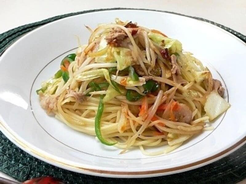 野菜炒めパスタ