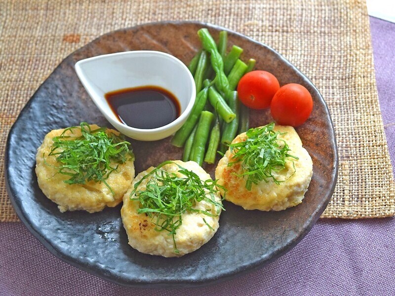 豆腐ハンバーグの簡単レシピ! 崩れずふわふわに作るコツとは?