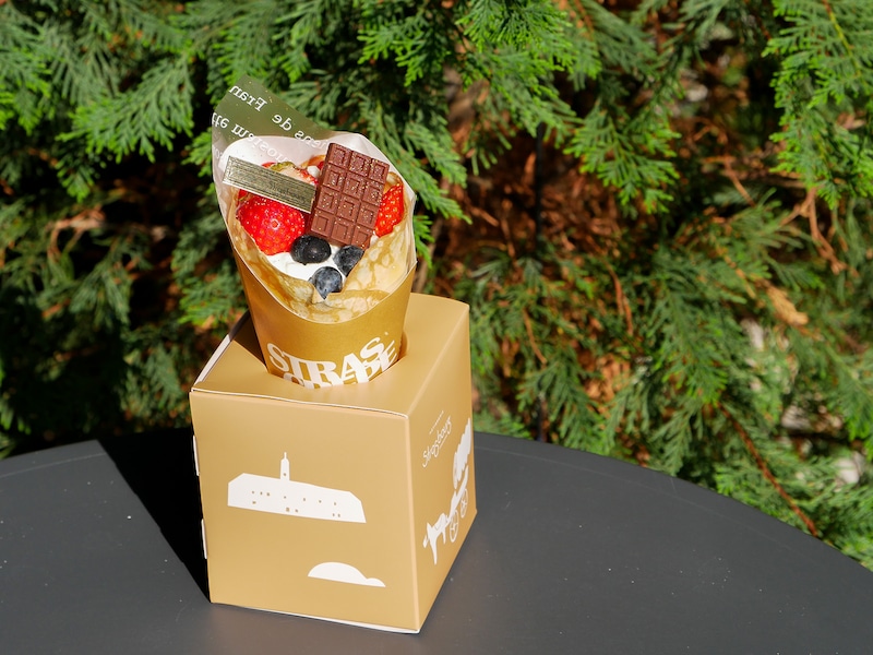 パティスリーストラスブール 日本大通り店「ストラスクレープ」（税込850円）（筆者撮影）