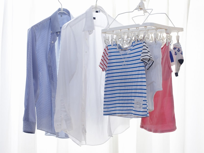 ストーブの上に洗濯物を干すのはNG