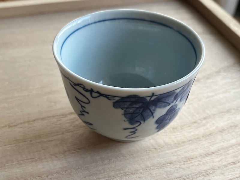 セリアの「ぶどう反煎茶」