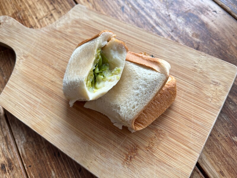 中のチーズは溶けて野菜も◎