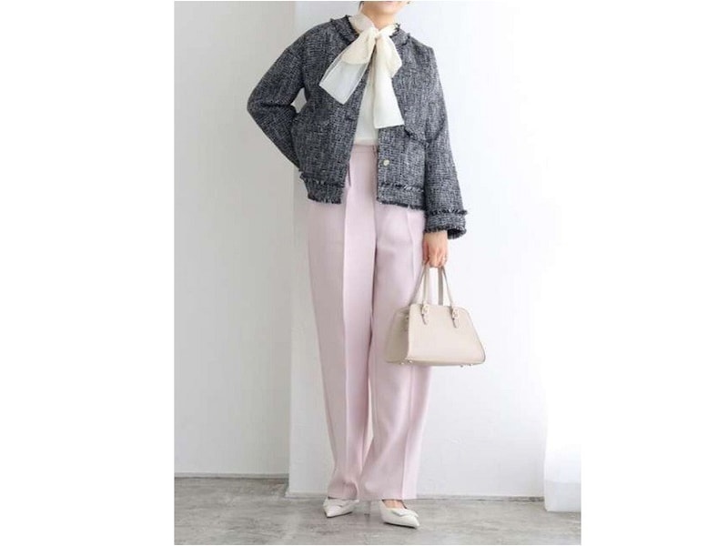 フォーマルなシーンでも使えそうなセレモニー向けアイテムもプチプラ　出典：WEAR