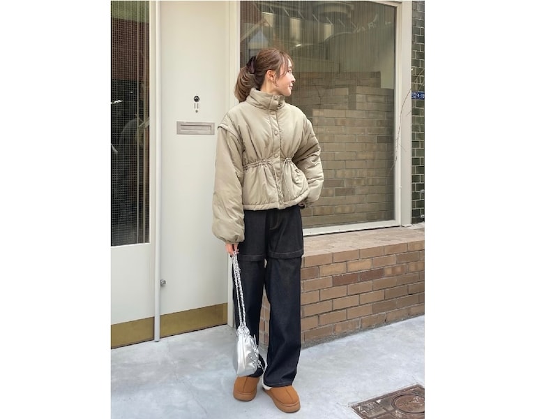 ふかふかとしたはき心地のムートンシューズは防寒にも効果あり 出典:WEAR