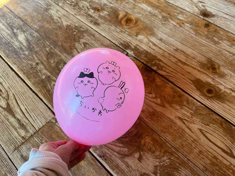 セリアの「ちいかわ　ふうせんセット」はイラスト入り