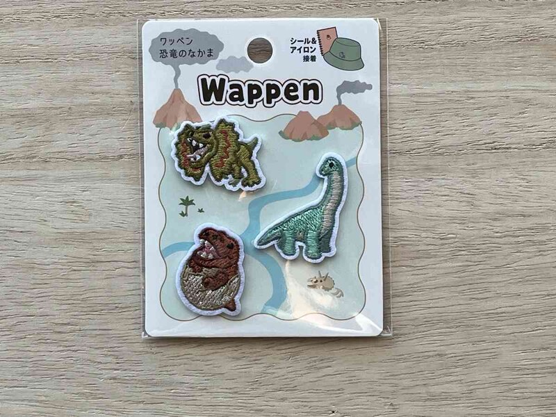 セリアの「ワッペン 恐竜のなかま」