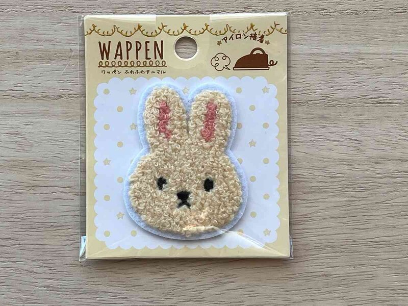 セリアの「ワッペン ふわふわアニマル」