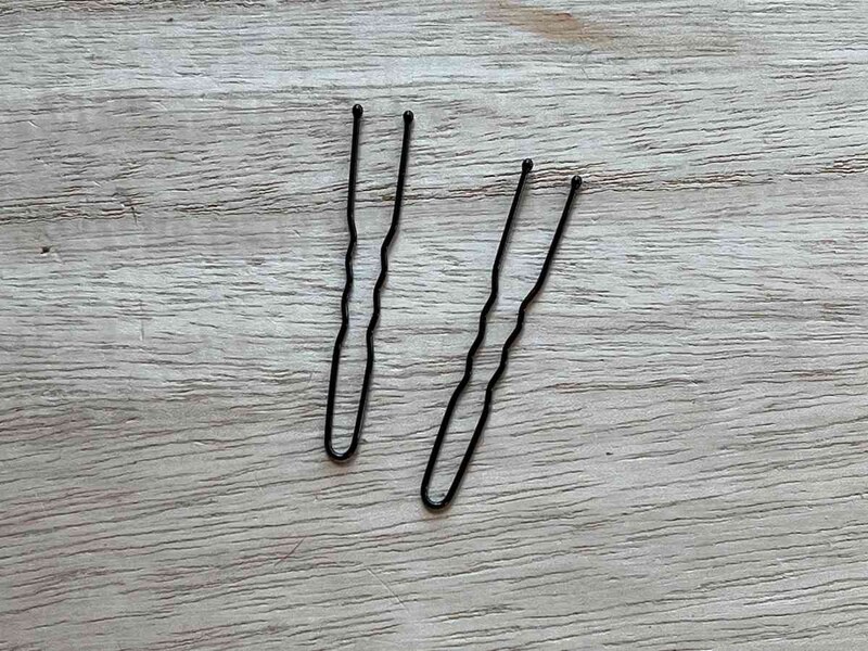 セリアの「Uピン　玉付き」はピン先が頭皮に当たっても痛くない