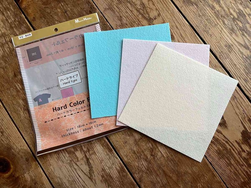 セリアの「ハードカラーフェルト」