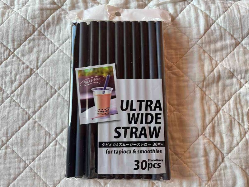 セリアの「ウルトラワイドストロー」