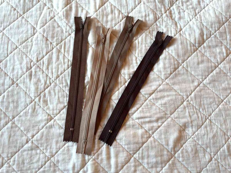 セリアの「オートロックスライダー ファスナー」は4本入り