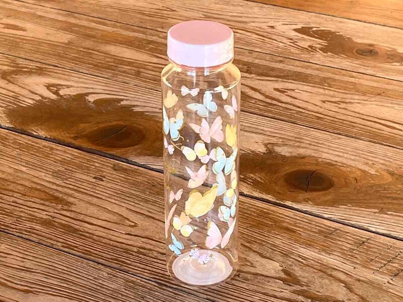 セリアの「ハピネス ドリンクボトル」