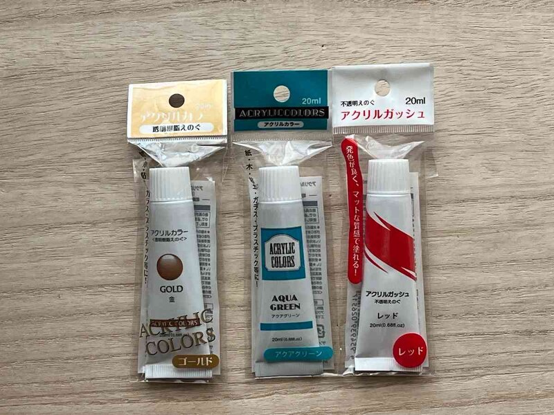セリアのアクリル絵の具は使いやすくておすすめ