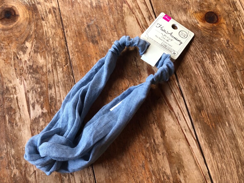 ダイソーの「ヘアバンド(リネン調)」