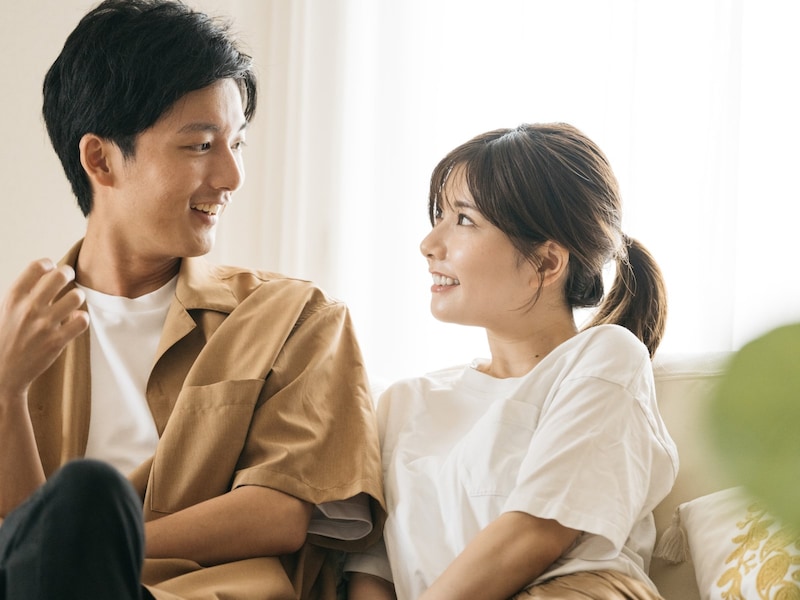 「魔性妻」はスキンシップもさりげなく自然に。