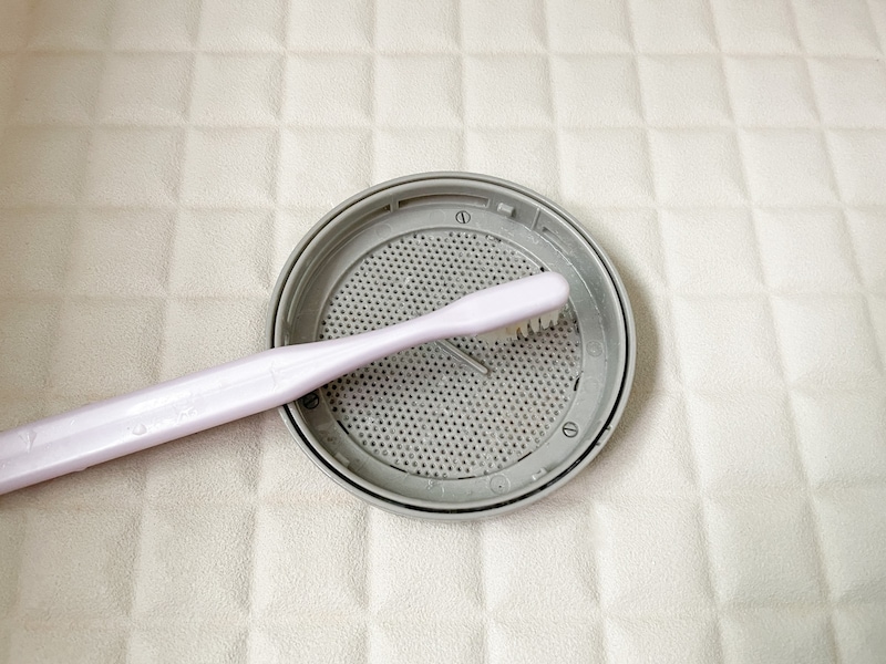 意外に汚れている風呂釜カバー