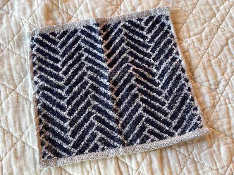 セリアの「吸水性が高く乾きやすいタオル」は速乾性◎