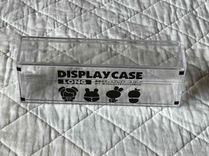 セリアの「横開きディスプレイケース　ロング」