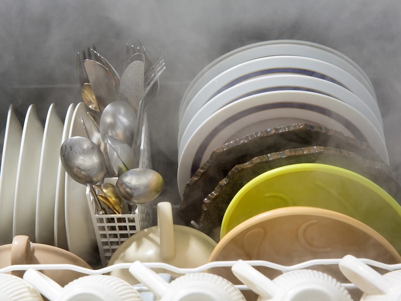 湿度も温度も高い状態が続くとカビが発生する原因にも