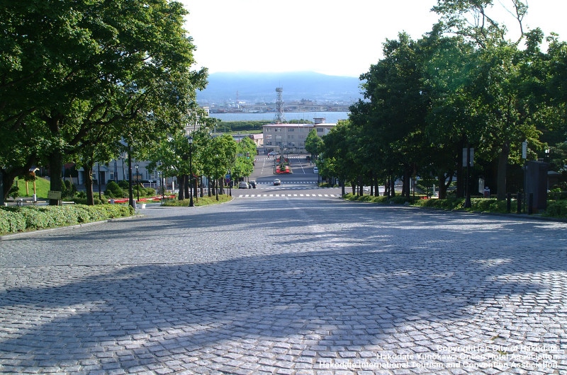 元町公園エリアにある『基坂(もといざか)』