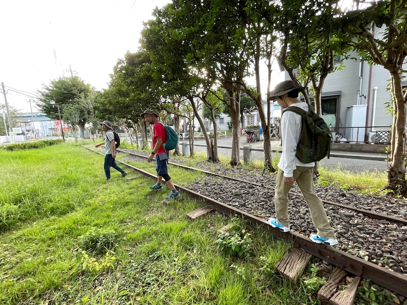 廃止された鉄道路線の跡を歩く「廃線散歩」はゲーム感覚で楽しめる趣味だ（相模線西寒川支線跡）