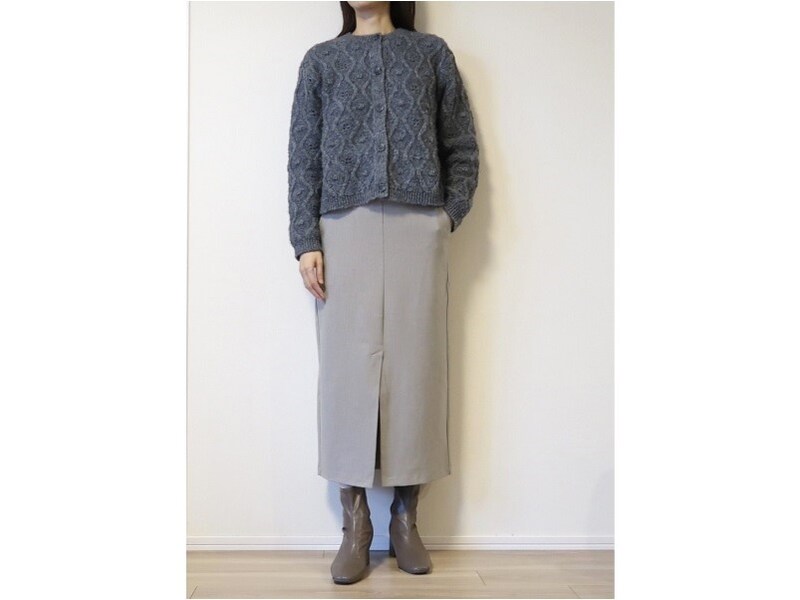 より歩きやすくなる前スリットも、開いてしまわないので安心してはけます