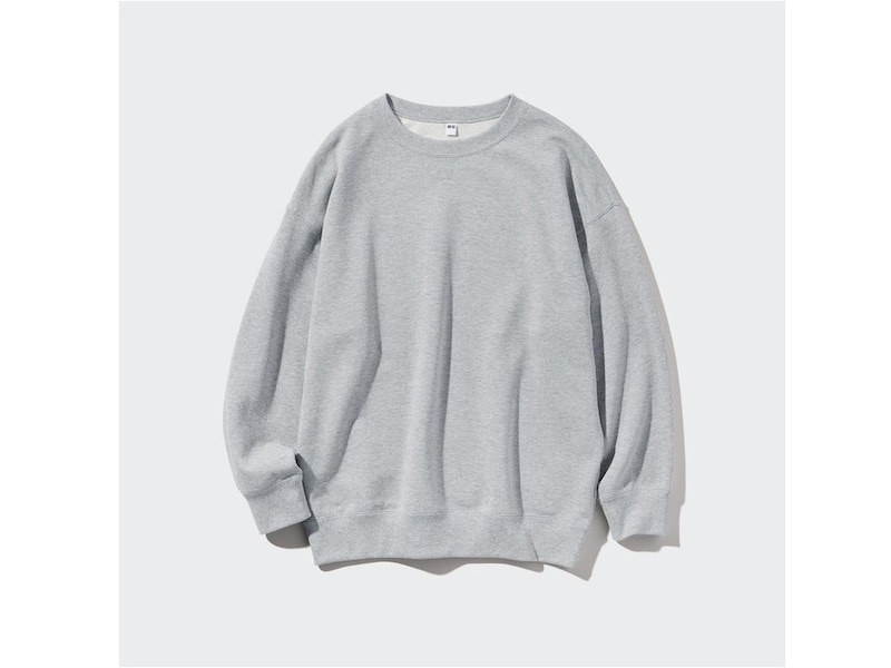 ユニクロ スウェットクルーネックシャツ 2990円(税込)
