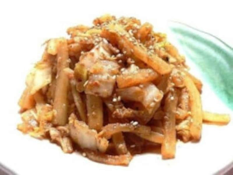 大根と白菜の味噌キムチ炒めレシピ……炒めるだけの簡単料理