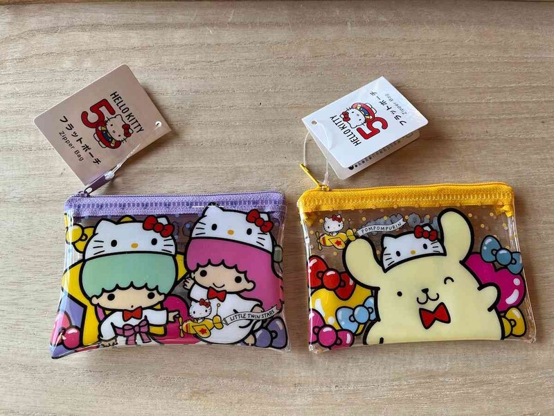 ダイソーのサンリオグッズ「フラットポーチ（S）50周年」シリーズ