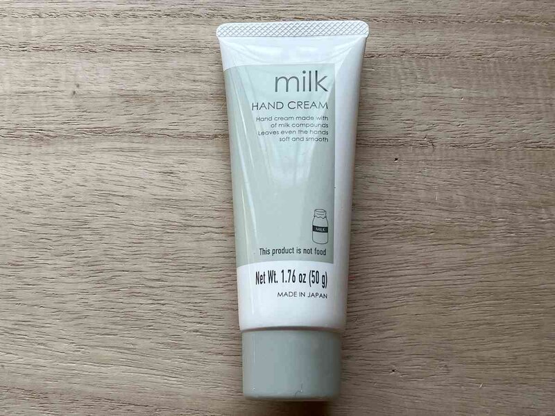 ダイソーの「ミルクハンドクリーム」