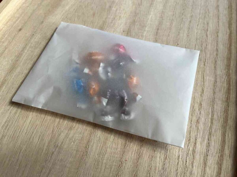 セリアの「トレーシングペーパー」はラッピングにも使える