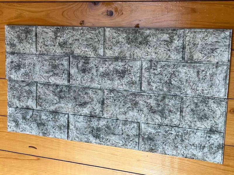 ダイソーの「ファブリッククッションシート グレー」を2つ使用