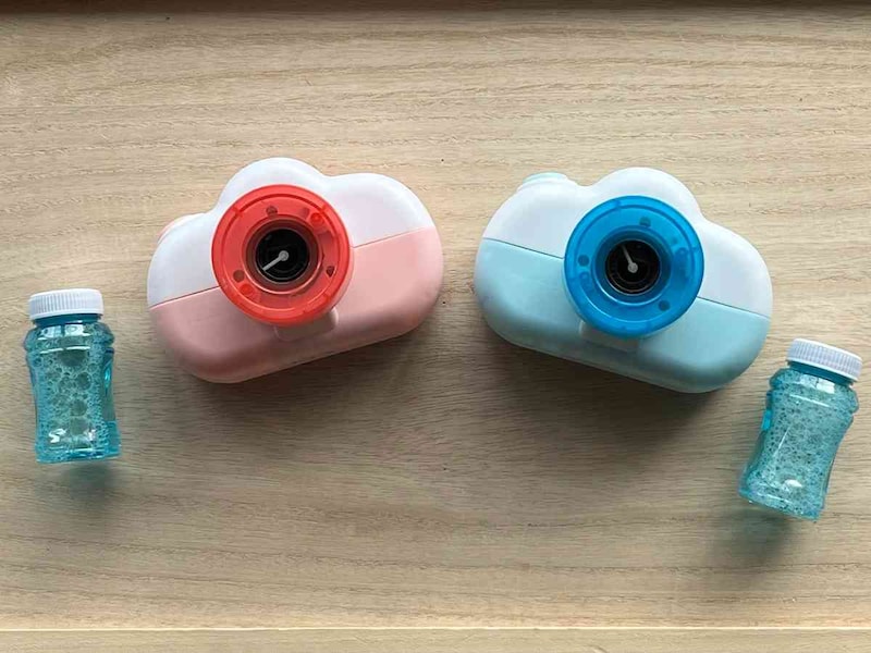 ダイソーの「カメラシャボン玉」は330円(税込)でおしゃれな見た目