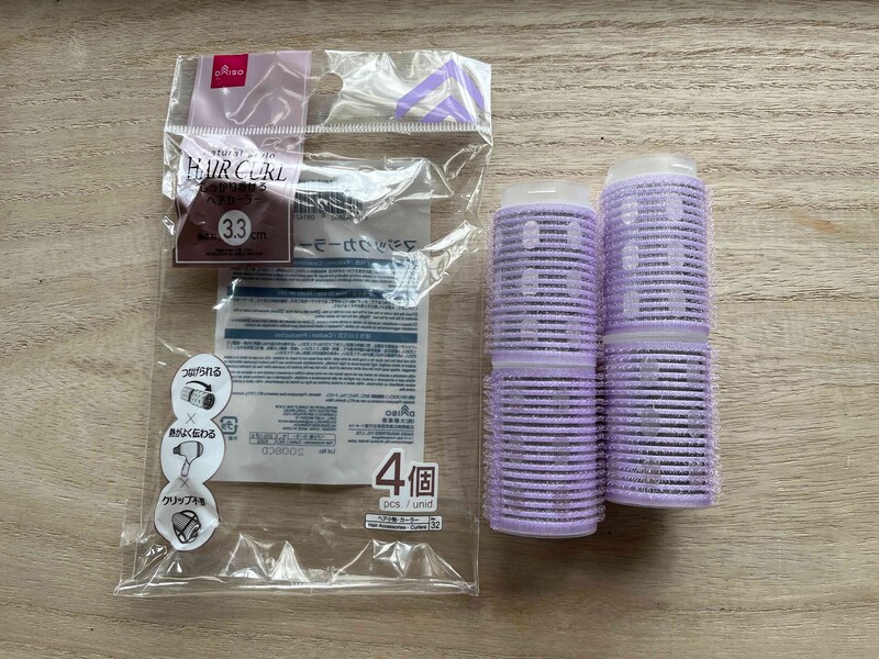 ダイソーの「マジックカーラー（3.3cm）」