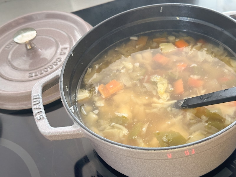 基本の野菜スープを大量に作る