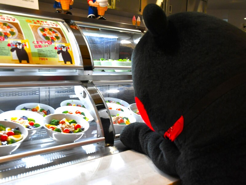 「熊本グルメパーク」=2月7日、東京都港区