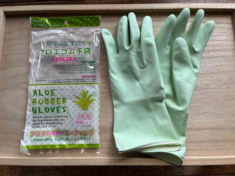 セリアの「アロエゴム手袋」