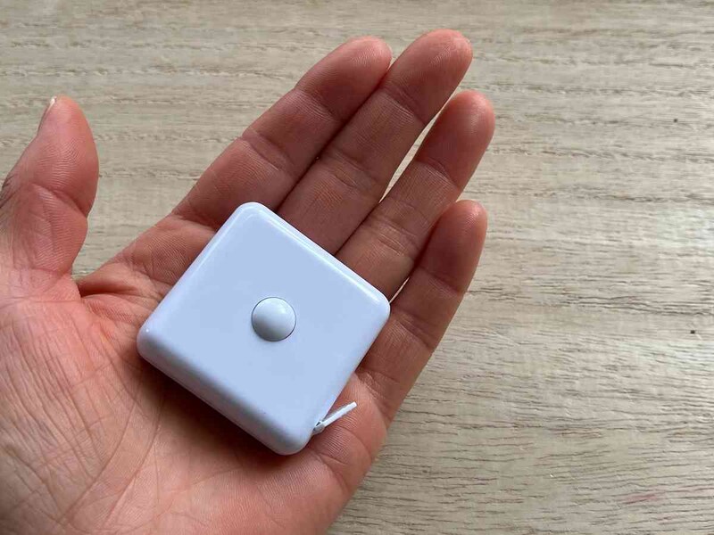 セリアの「ミニロータリーメジャー」はコンパクトサイズ