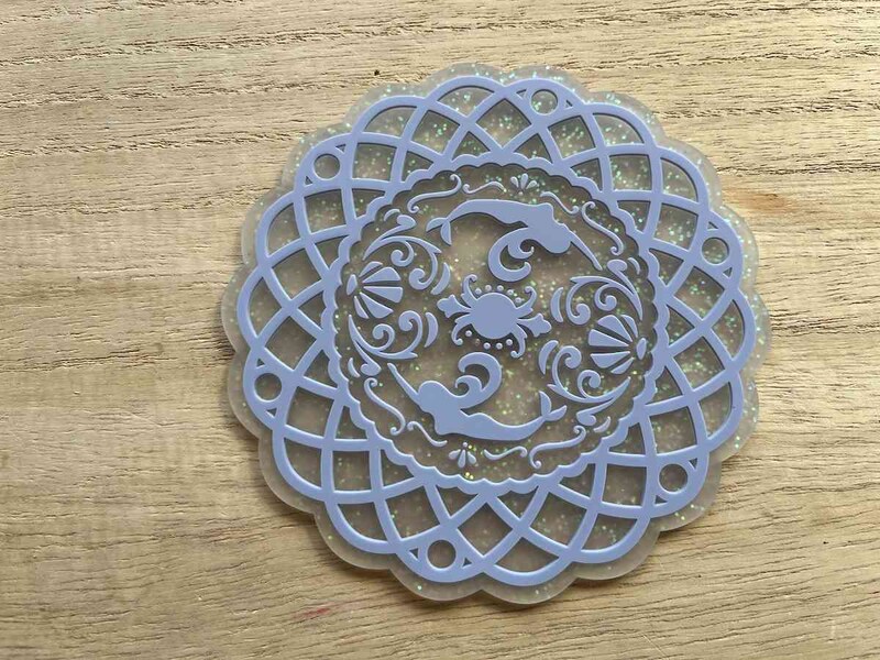 セリアの「クリアラメコースター マーメイド」