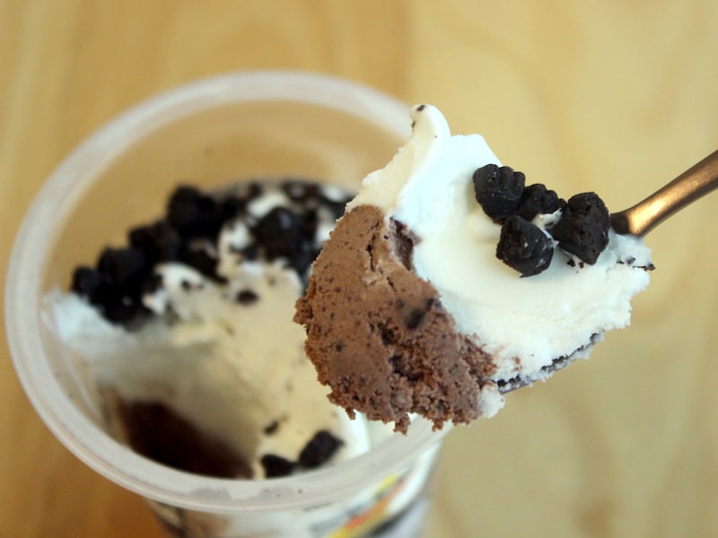 ファミリーマート×ブラックサンダーコラボスイーツ