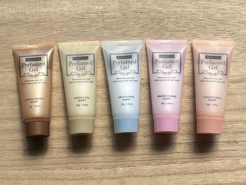 ダイソーの「香水ジェル」は各110円(税込)でコスパもよい