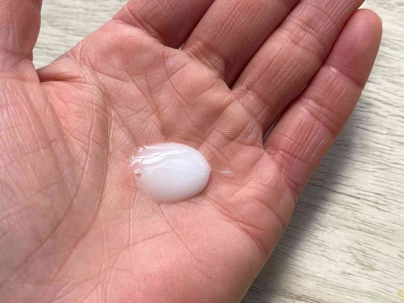 ダイソーの「UG マイルドエマルジョン」は軽いタッチでたっぷりとしたしっとり感