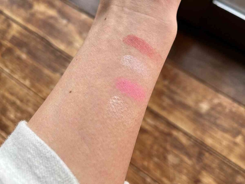 ダイソーの「アイデイト カスタムマルチパレット01」を肌につけてみる