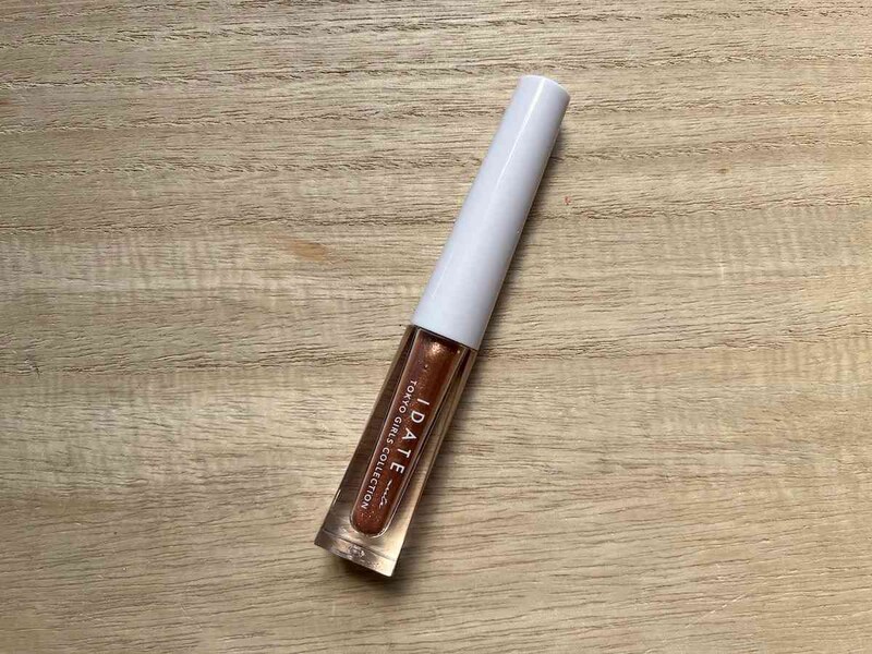 ダイソーの「アイデイト リキッドアイシャドウ03」