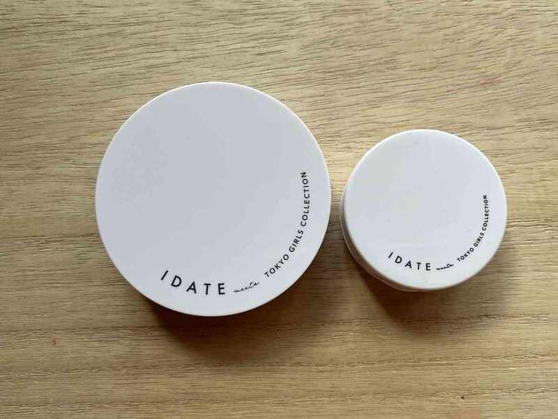 ダイソーの「アイデイト クッションファンデーション」は大きい方が330円（税込）、ミニサイズは220円（税込）