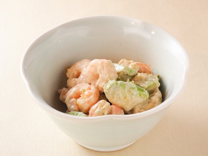 余った小袋わさびは、ワサビマヨにしてアボカドにあえるのがおすすめ