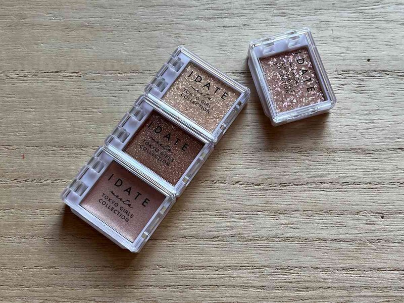 ダイソーの「アイデイト カスタムマルチパレット11」