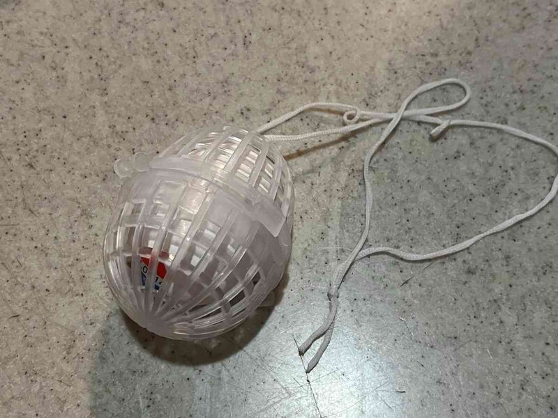 セリアの「ケースごと茹でられるたまごケース 2P」はそのままゆで卵を作れる