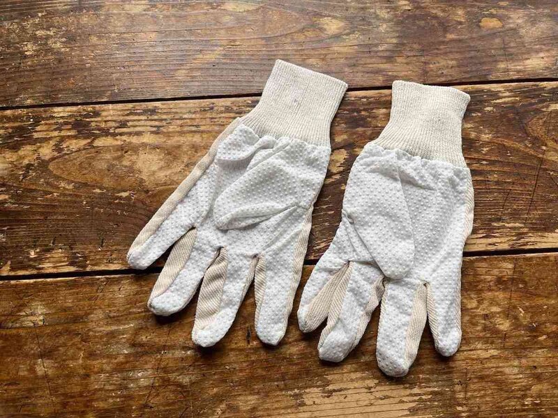 セリアの「ガーデングローブ（レディースタイプ）」